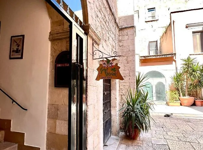 Saint Patrick Pensionat 3*